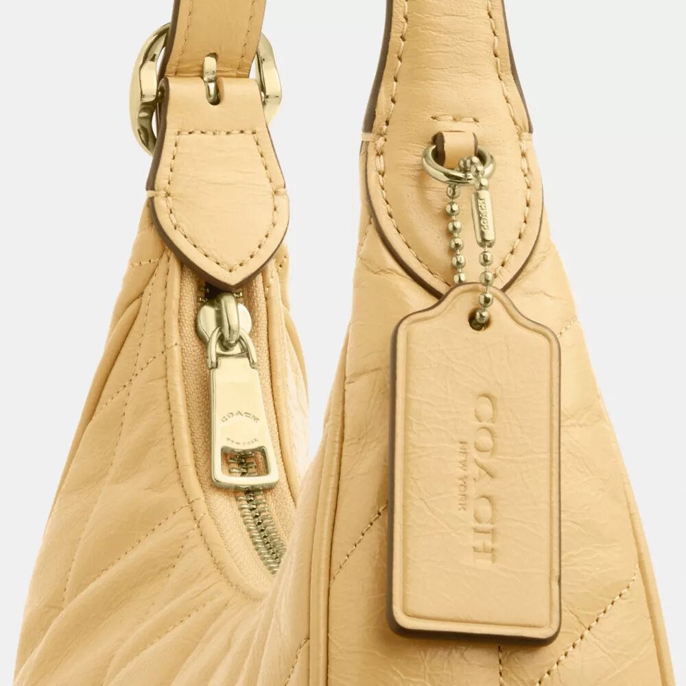 Emily-Schultertasche mit Steppung