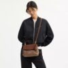 Emory-Tasche mit Tragegriffen aus charakteristischem Chenille
