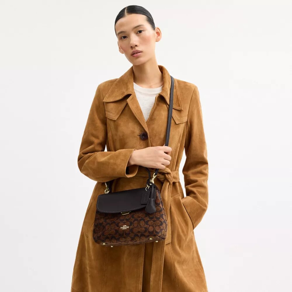 Emory-Tasche mit Tragegriffen aus charakteristischem Chenille