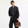 Emory-Tasche mit Tragegriffen aus charakteristischem Chenille