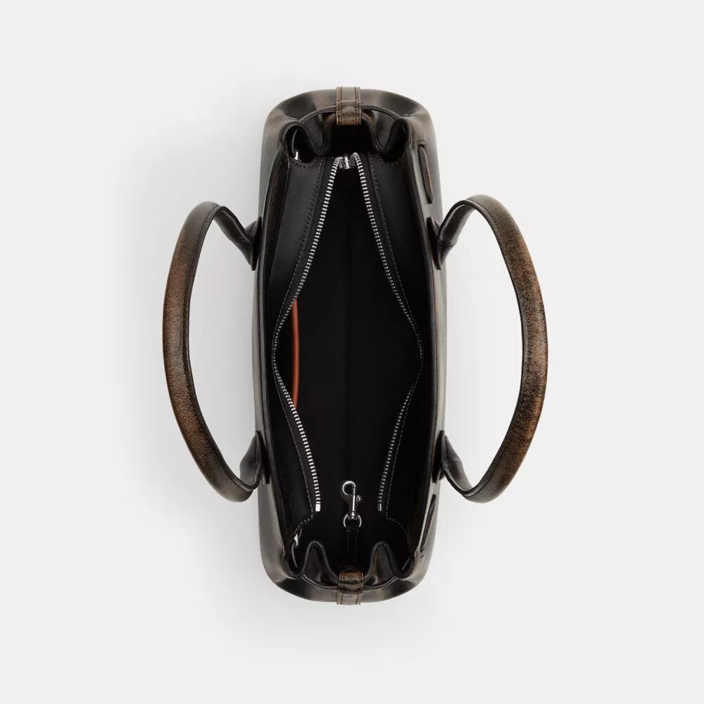 Empire Carryall-Tasche 34 aus „Loved Leather“