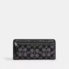 Essential Slim Geldbörse aus Crystal Signature Jacquard