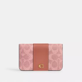 Essential Slim-Kartenetui aus Signature Canvas
