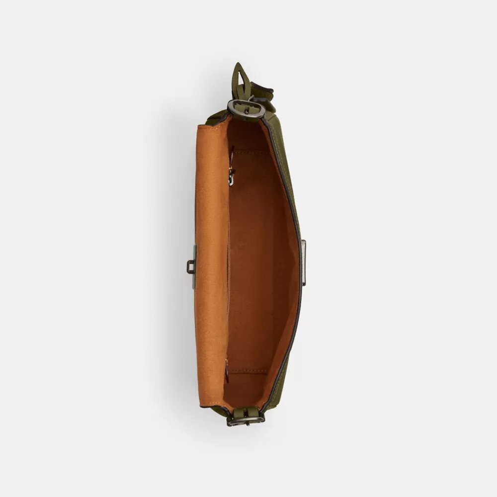 Etta – Kleine Schultertasche mit Klappe