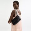 Etta – Kleine Schultertasche mit Klappe