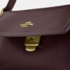 Etta – Kleine Schultertasche mit Klappe