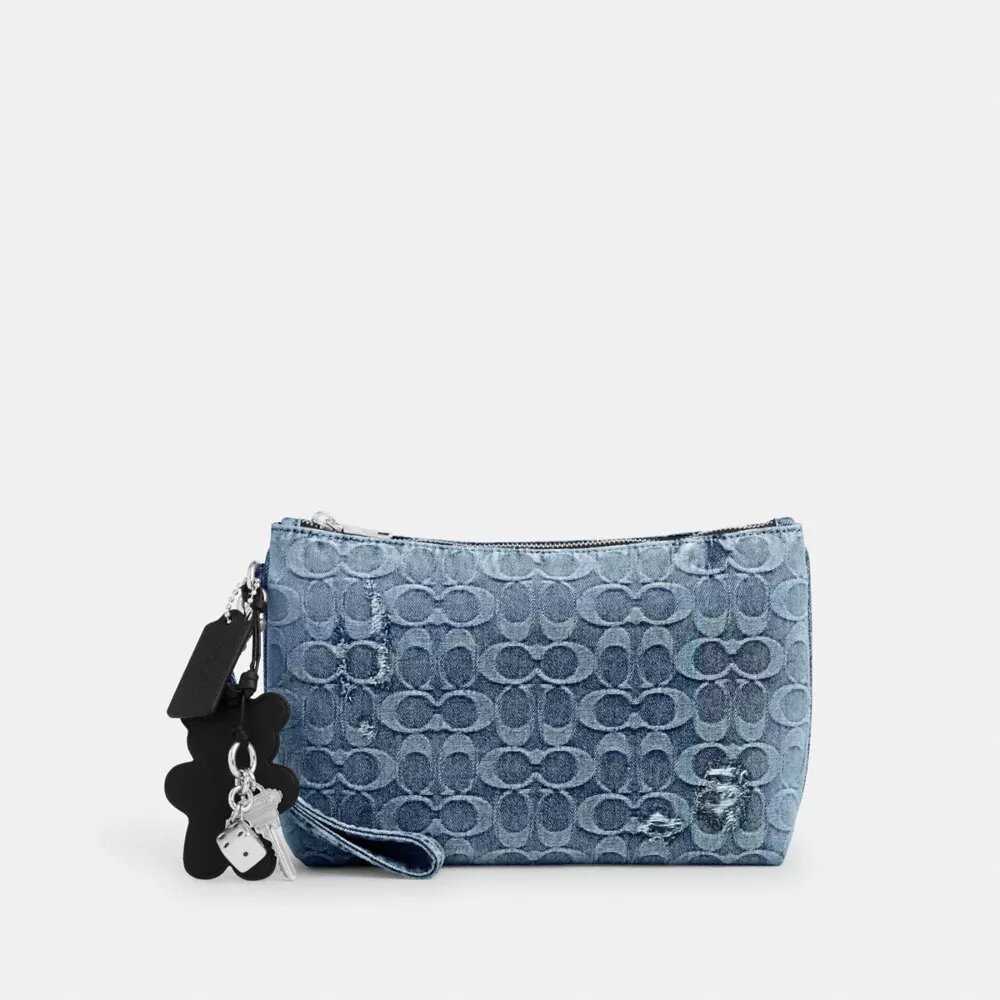 Etui aus dem beliebten Signature-Denim mit Anhängern
