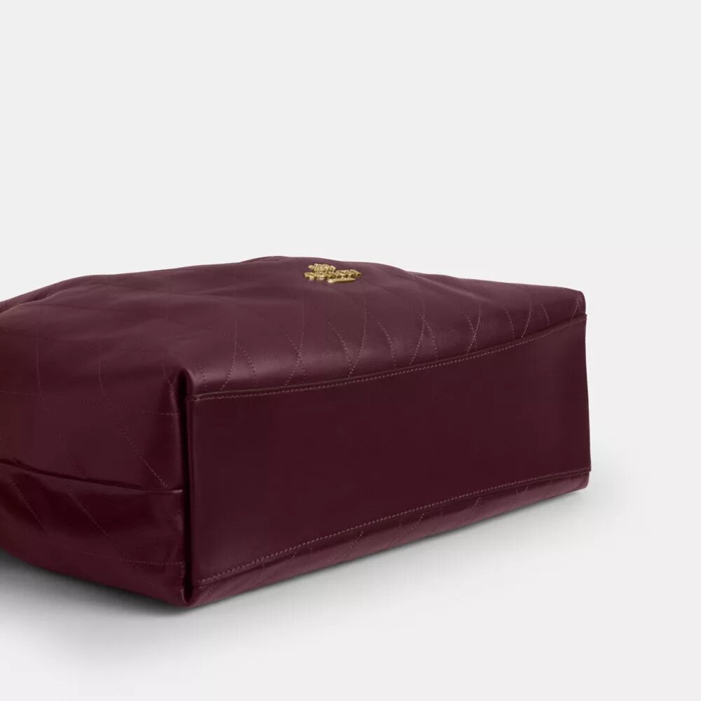 Evelyn Große Schultertasche mit Steppung