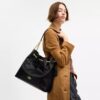 Evelyn Große Schultertasche mit Steppung