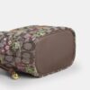 Faye Mini-Kordelzugtasche aus charakteristischem Jacquard mit Blumenstickerei