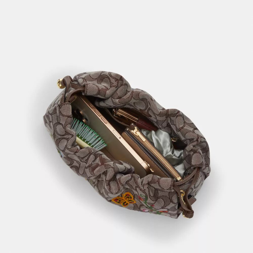 Faye-Schultertasche aus charakteristischem Jacquard mit Blumenstickerei