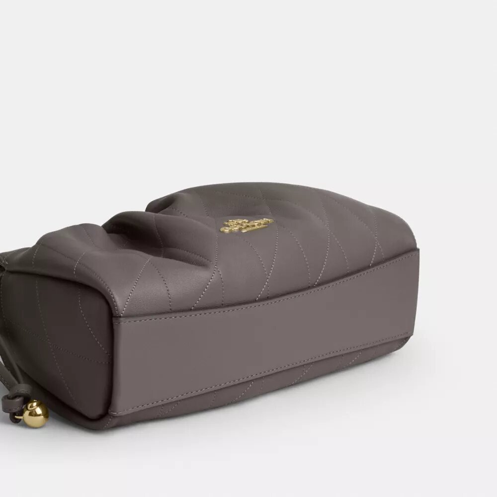 Faye-Schultertasche mit Steppung