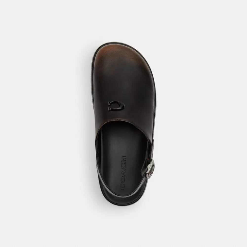 Geformte C-Plateau-Clogs aus „Loved“-Leder