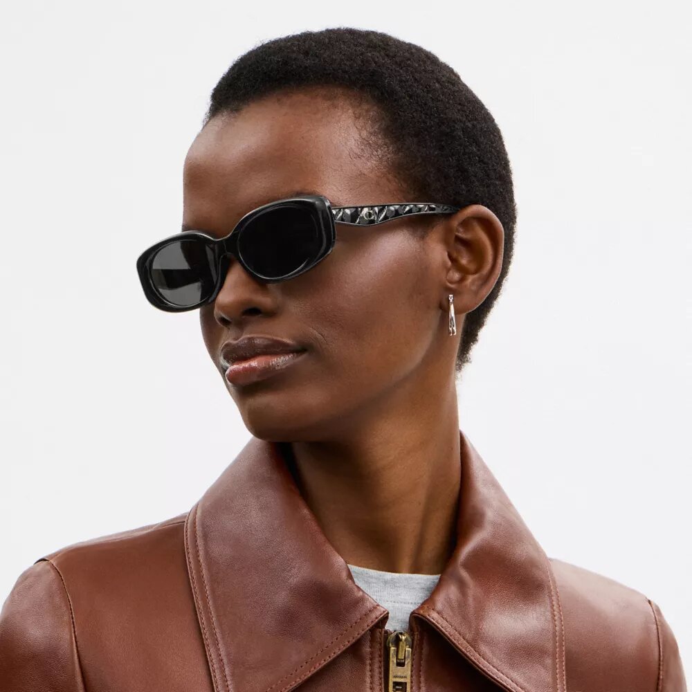 Gesteppte Sonnenbrille in oval-rechteckiger Form
