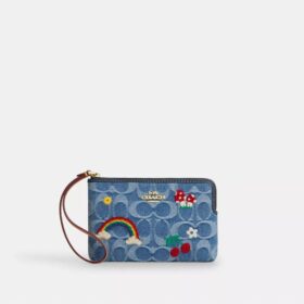 Handgelenktasche mit Reißverschluss an der Ecke aus charakteristischem Denim