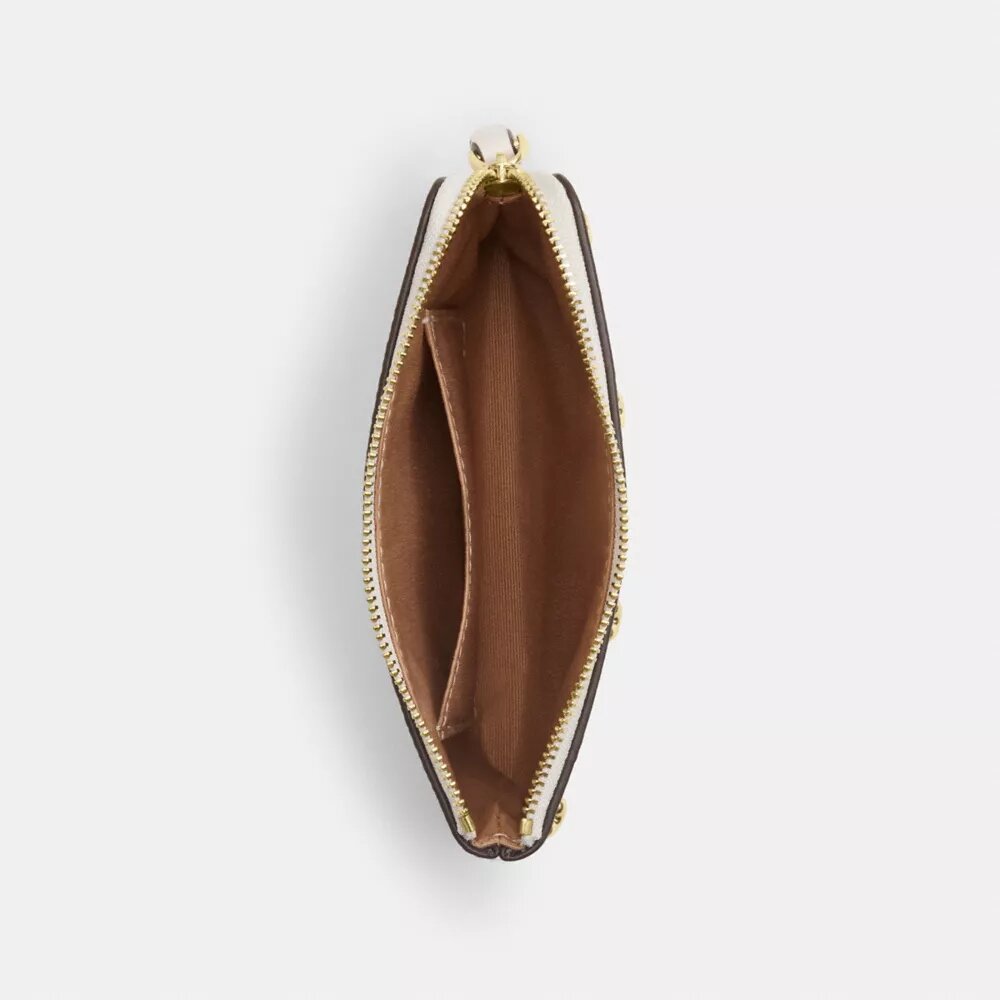 Handgelenktasche mit Reißverschluss an der Ecke und Herz-Nieten