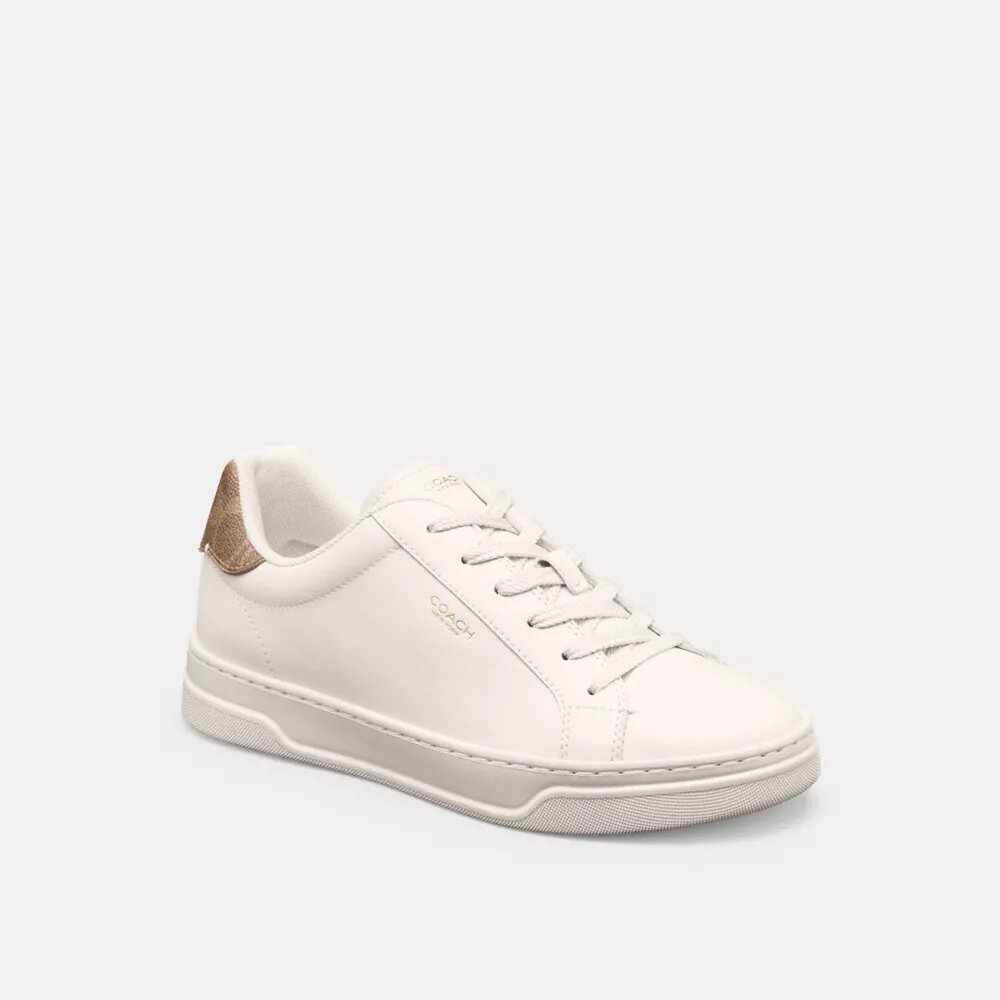 High-Top-Sneaker