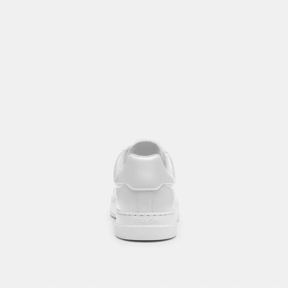 High-Top-Sneaker