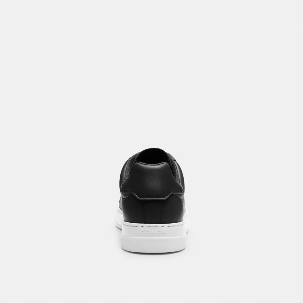 High-Top-Sneaker