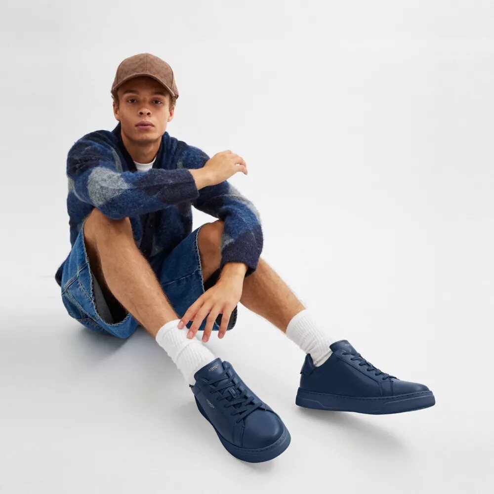 High-Top-Sneaker