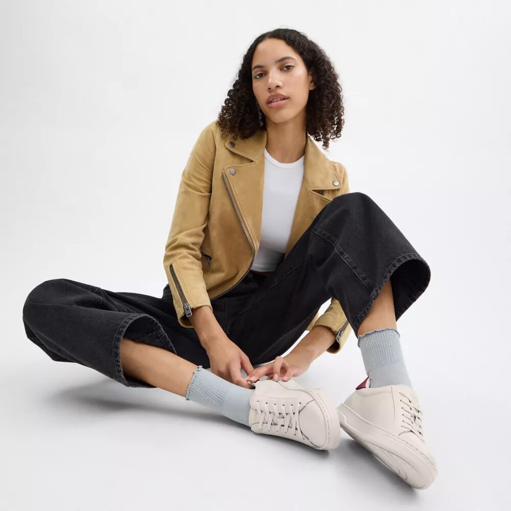 High-Top-Sneaker
