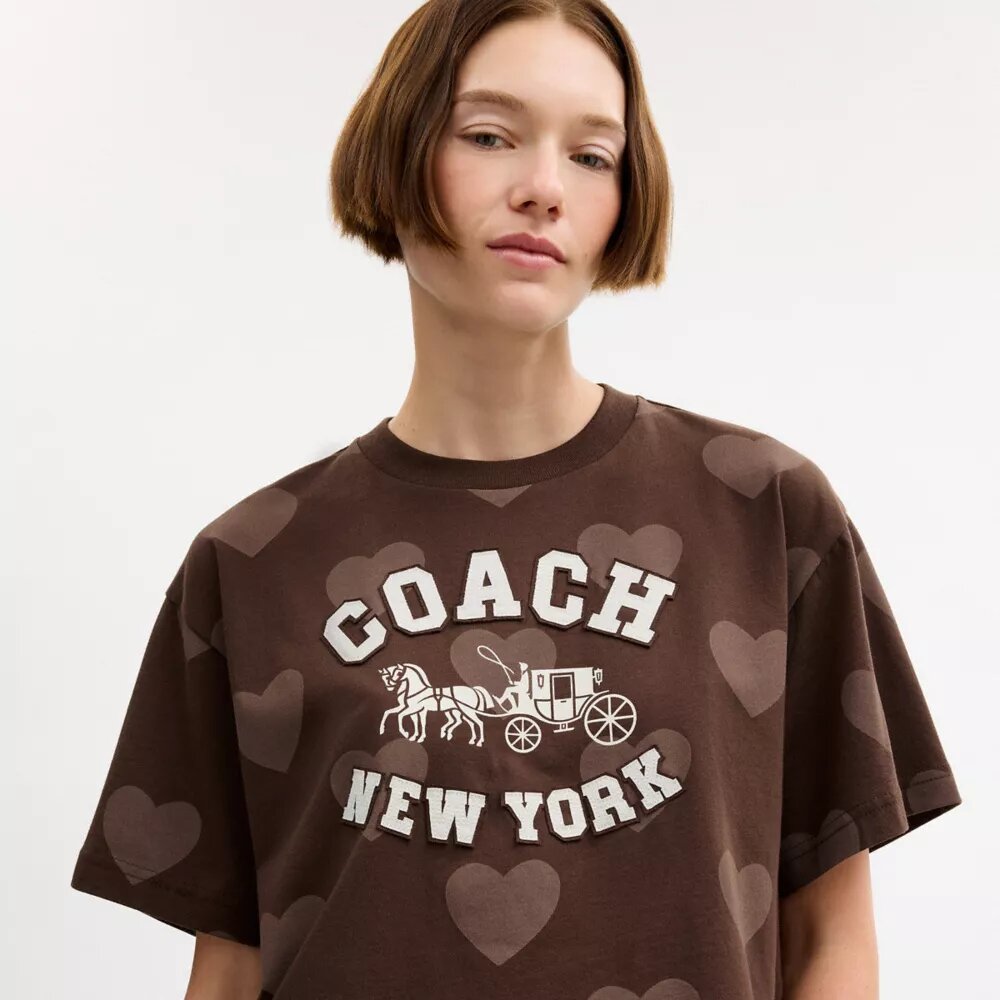 „Horse and Carriage Heart“ – kurzes T-Shirt aus Bio-Baumwolle