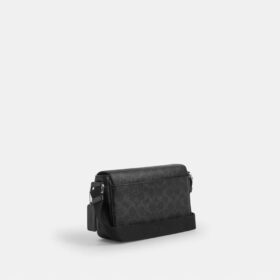 „Jack Small Flap Umhängetasche“ aus Signature Canvas