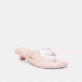 Jelly-Sandalen im charakteristischen Stil