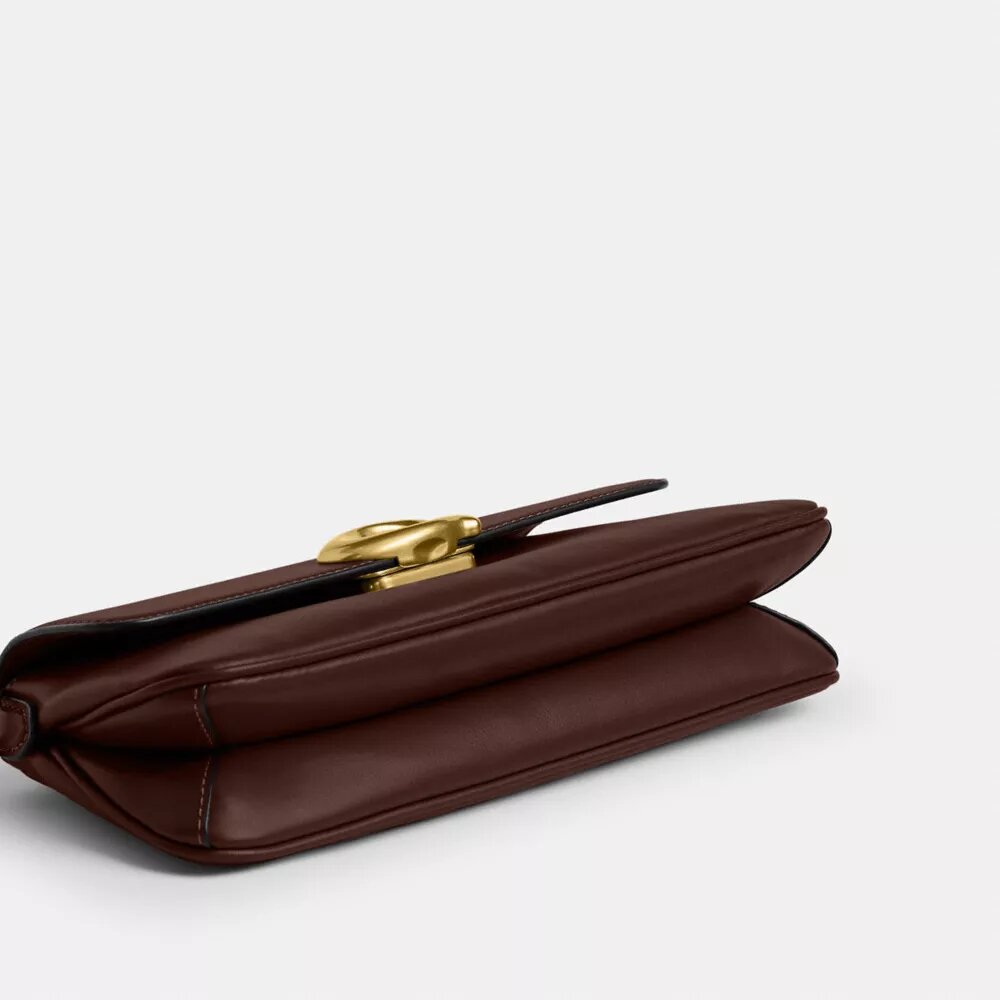 Jet-Schultertasche