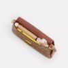 Jet-Schultertasche aus Signature Canvas