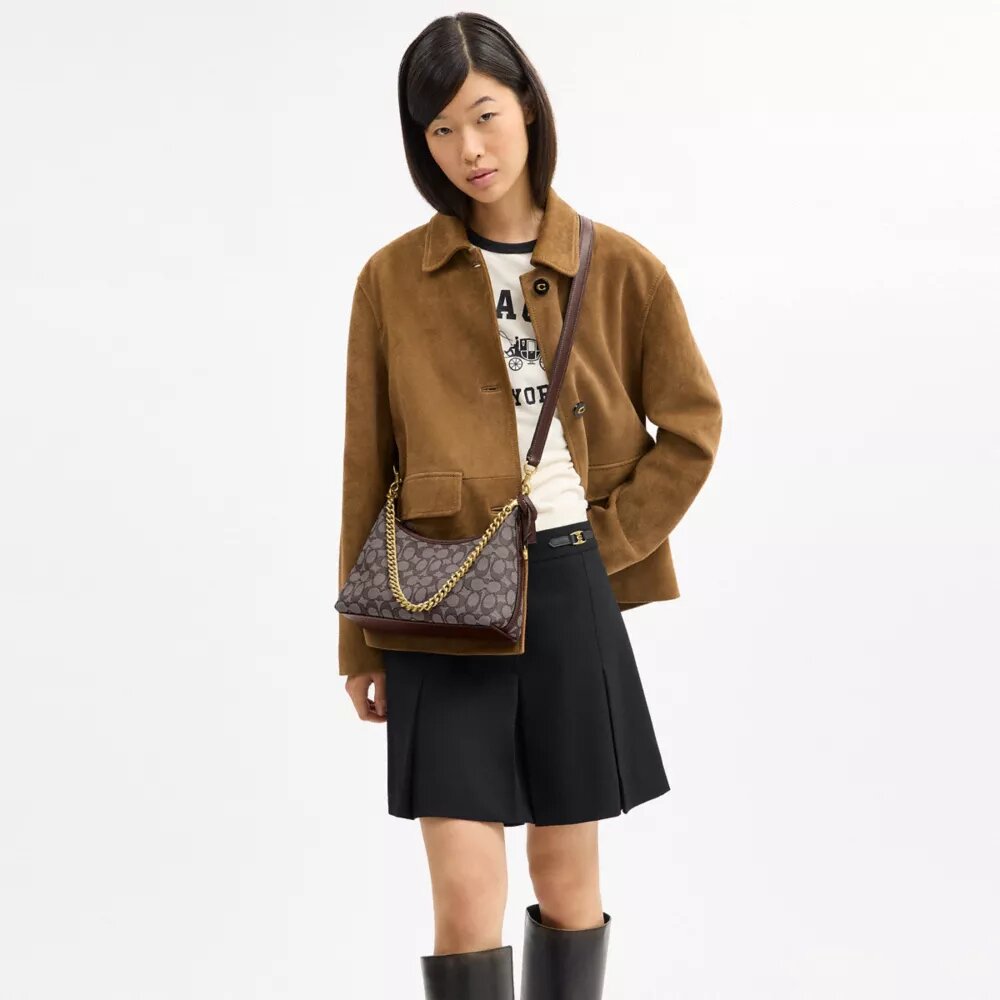 Juliet-Schultertasche 25 in Signature-Jacquard
