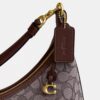 Juliet-Schultertasche 38 in charakteristischem Jacquard