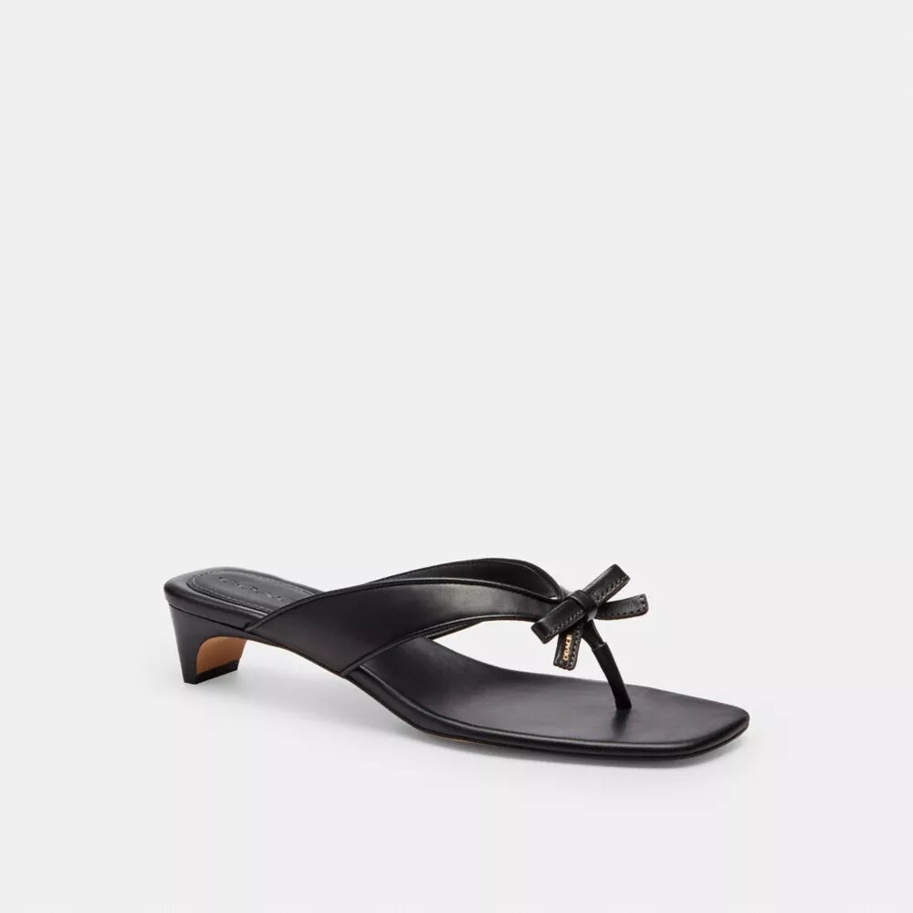 Kitten-Heel-Sandale mit Schleife am Zehensteg