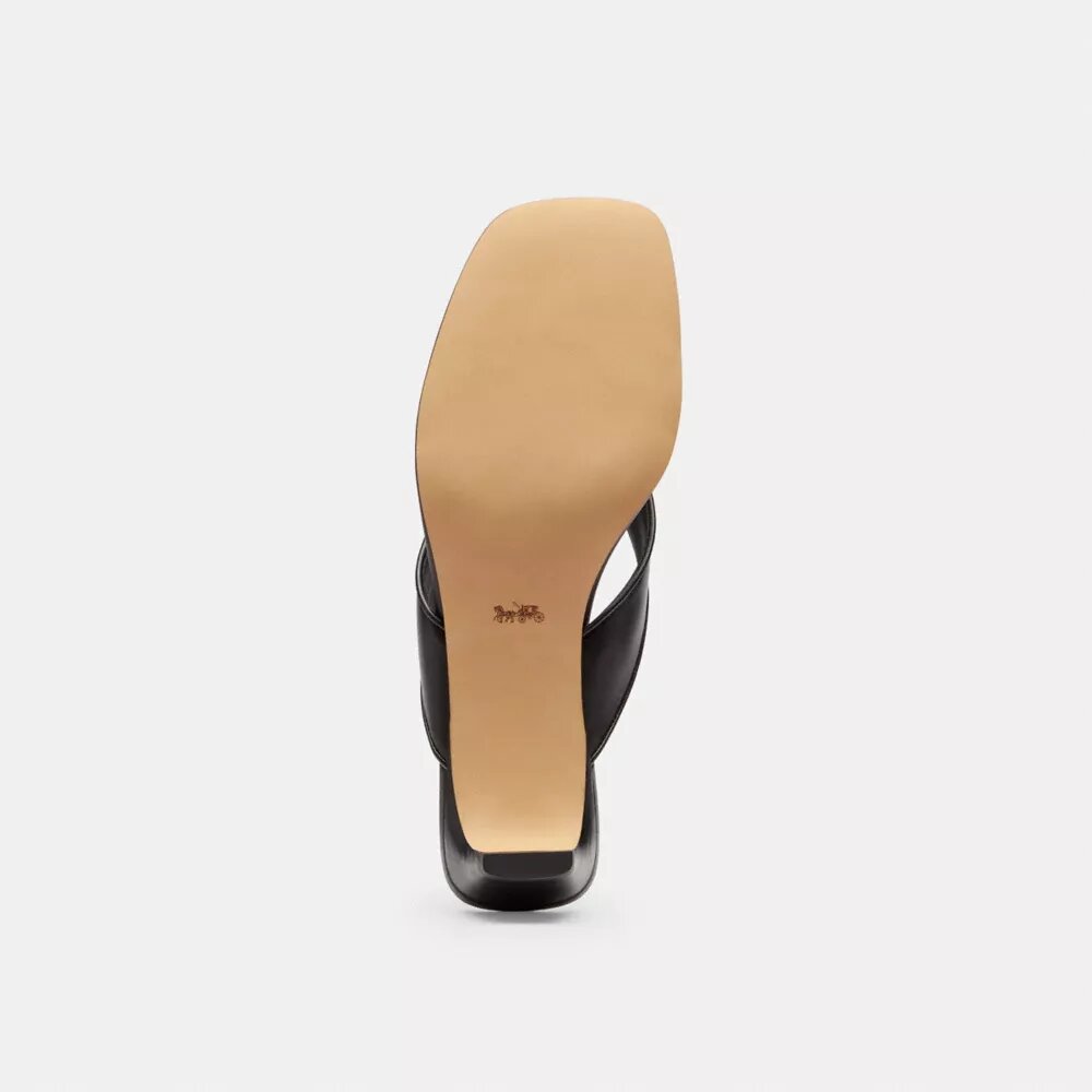 Kitten-Heel-Sandale mit Schleife am Zehensteg