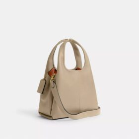 Lana-Schultertasche 23