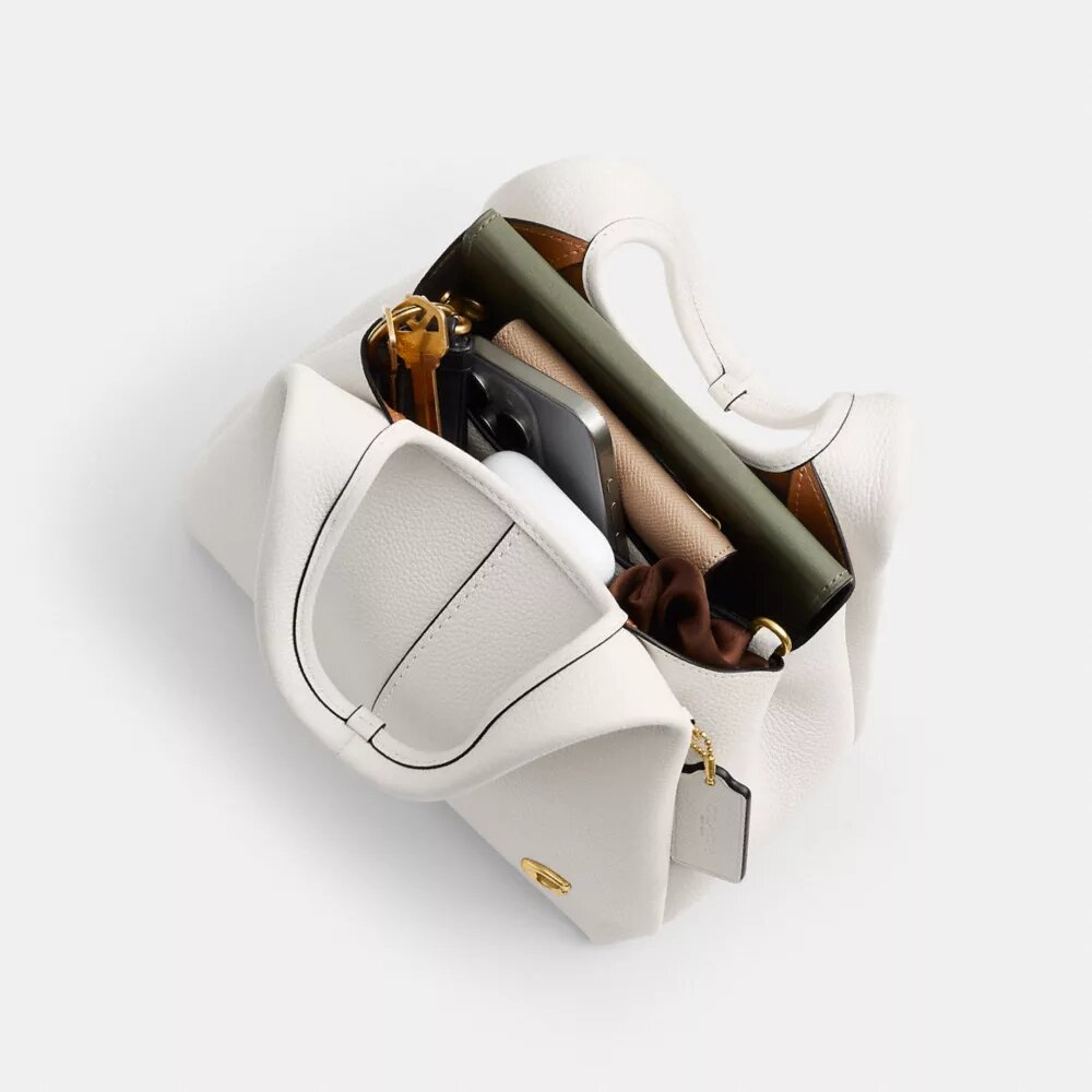 Lana-Schultertasche 23
