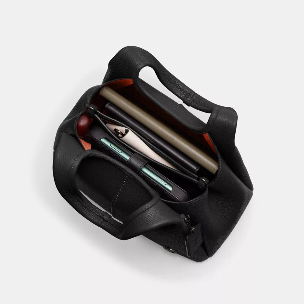 Lana-Schultertasche 23