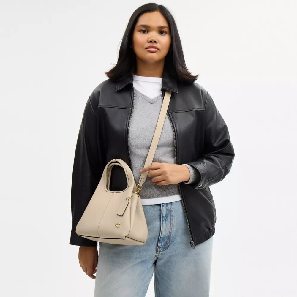 Lana-Schultertasche 23