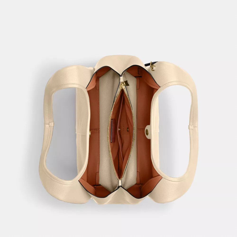 Lana-Schultertasche