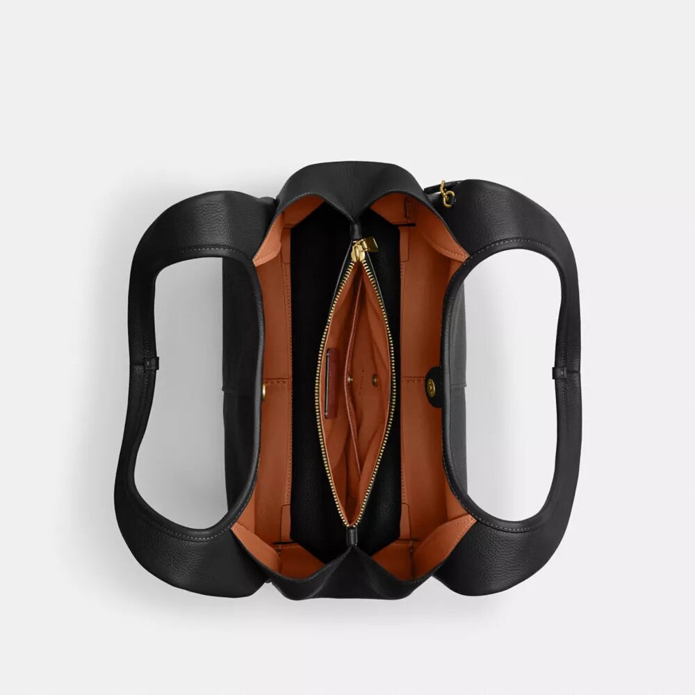 Lana-Schultertasche