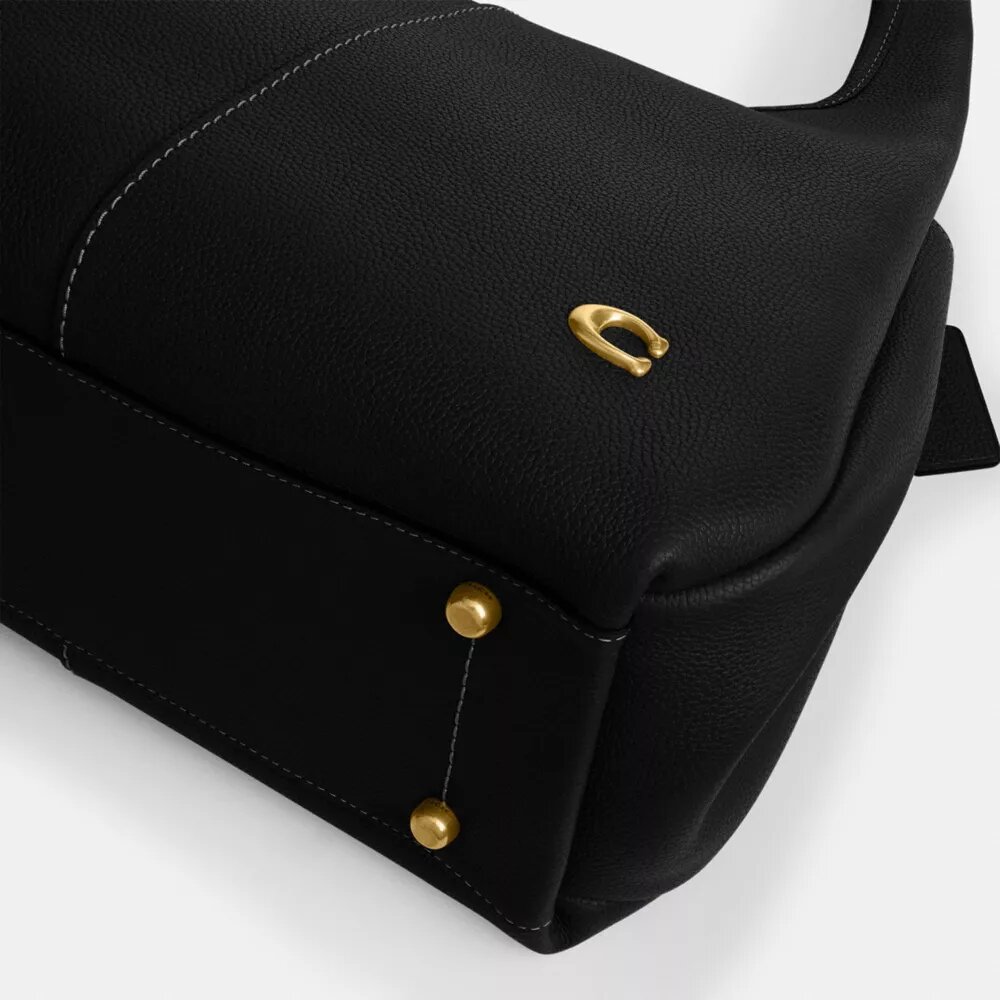 Lana-Schultertasche