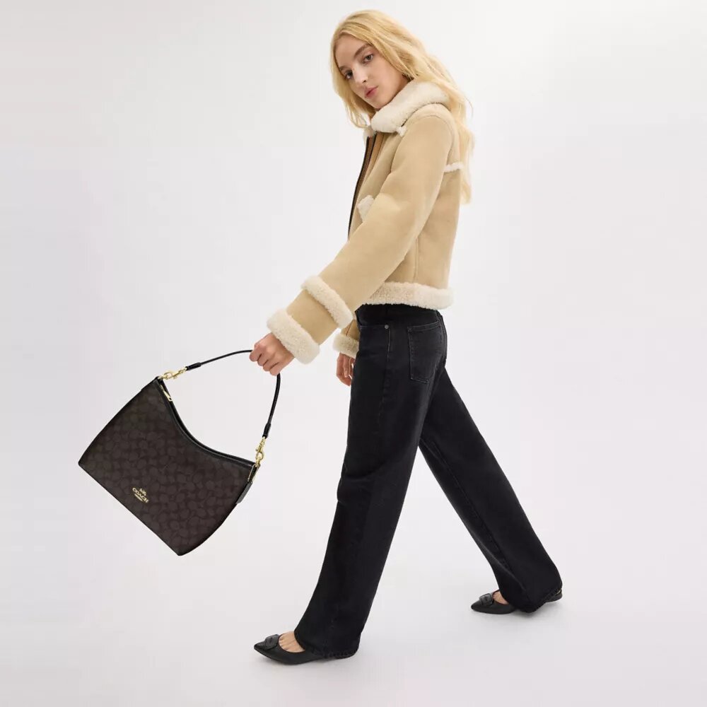 Laurel-Schultertasche aus Signature Canvas