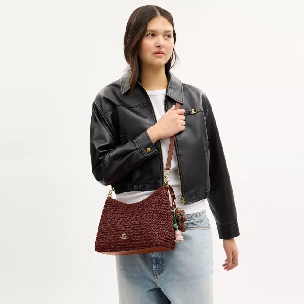 Laurel-Schultertasche mit Anhängern