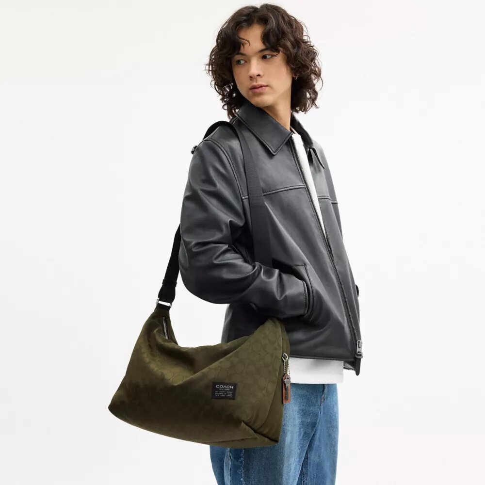 Leo Crossbody aus charakteristischem Nylon