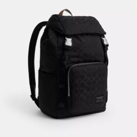 Logan-Rucksack aus charakteristischem Nylon