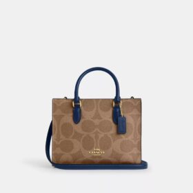 Maggie Small Tote-Bag aus Signature Canvas