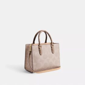 Maggie Small Tote Bag aus „Signature Canvas“ mit Blockmuster