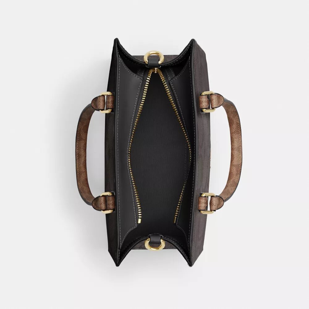 Maggie Small Tote Bag aus „Signature Canvas“ mit Blockmuster