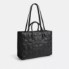 Maggie-Tote-Bag aus charakteristischem Leder