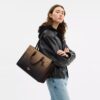 Maggie-Tote-Bag aus Ombre-Signature-Canvas